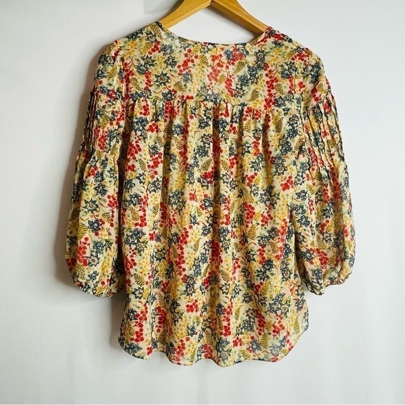 Pins & Needles Floral pleated blouse - Picture 8 of 11